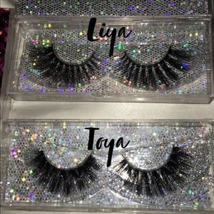 ✨Lashes By Liya✨